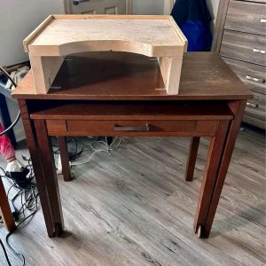 Alternative view of New Jewelers bench